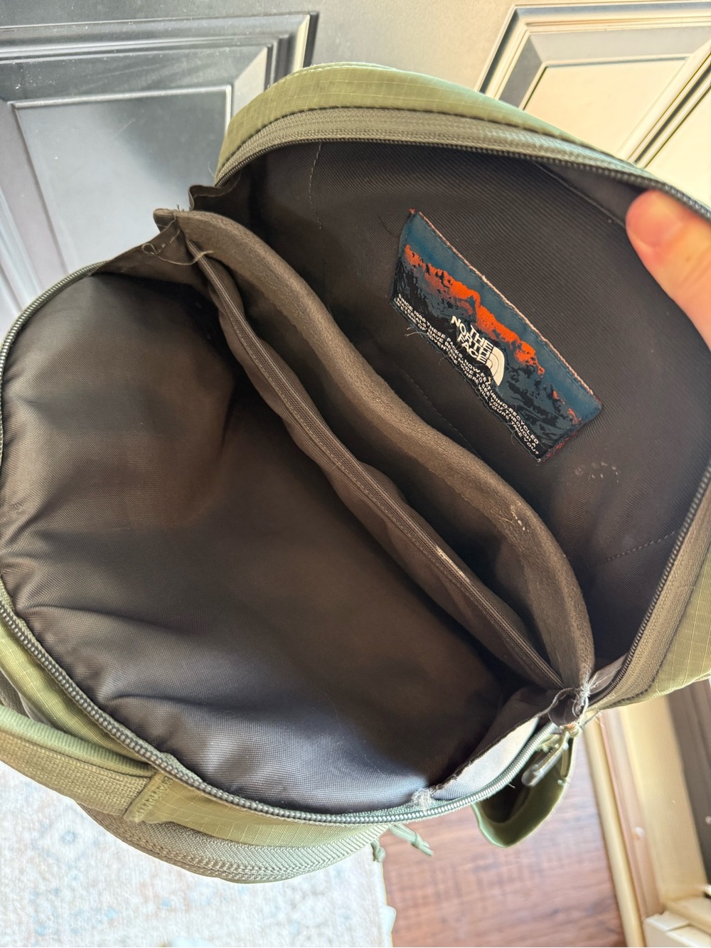 The North Face Surge Backpack Olive Green Laptop Travel Hiking Bag - Picture 10 of 10